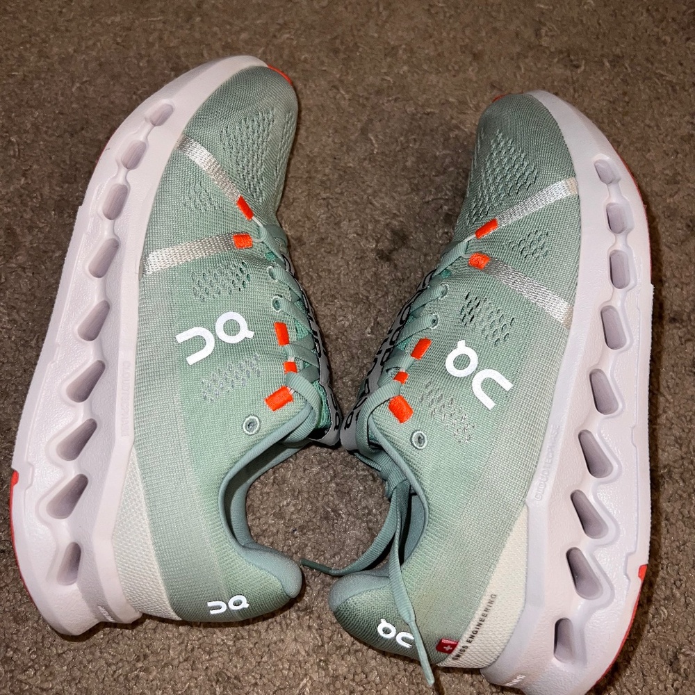 Cloud Surfer Womens 7.5